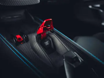 LAMBORGHINI Revuelto Nero Noctis   Belgian   Gintani   Carbo
