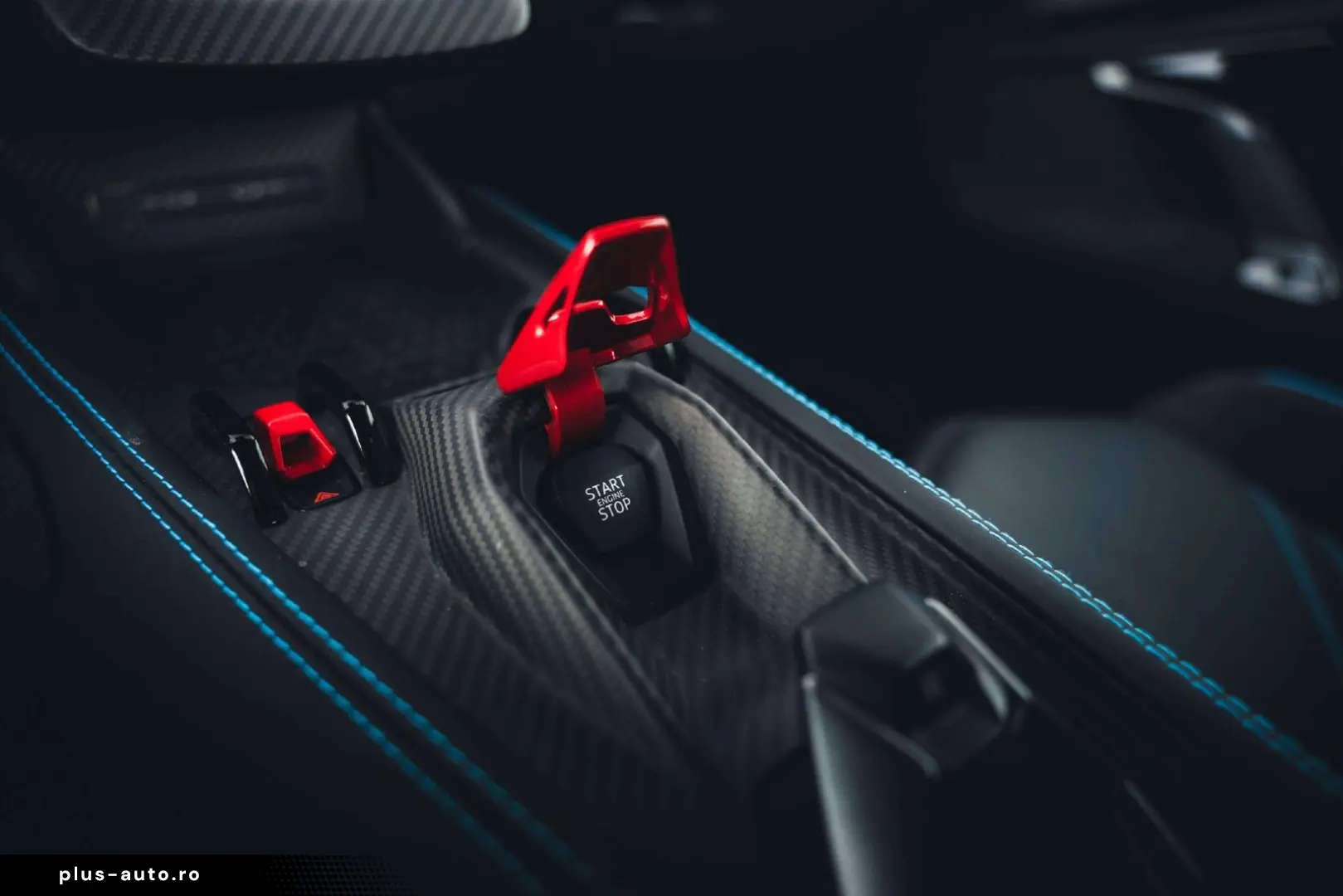 LAMBORGHINI Revuelto Nero Noctis   Belgian   Gintani   Carbo
