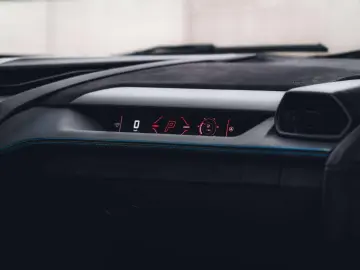 LAMBORGHINI Revuelto Nero Noctis   Belgian   Gintani   Carbo