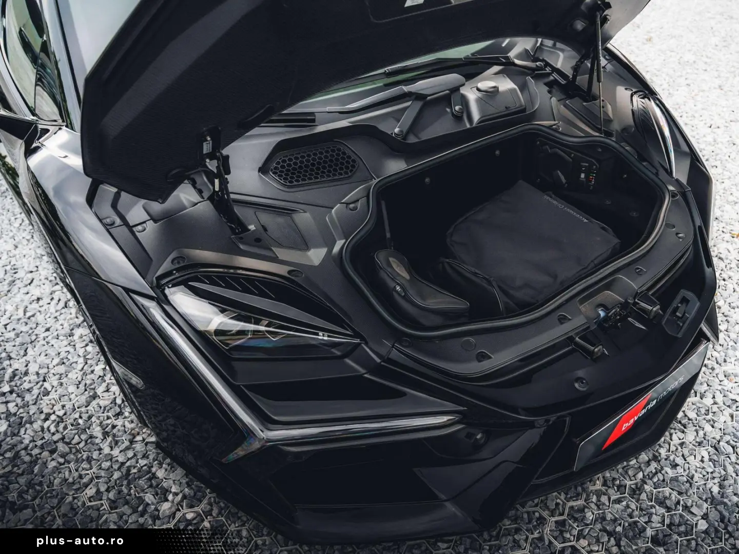 LAMBORGHINI Revuelto Nero Noctis   Belgian   Gintani   Carbo