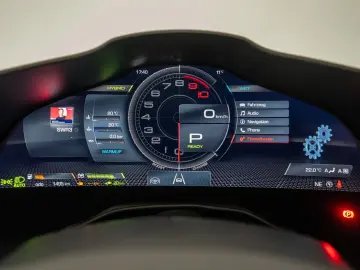FERRARI SF90 Spider Atelier