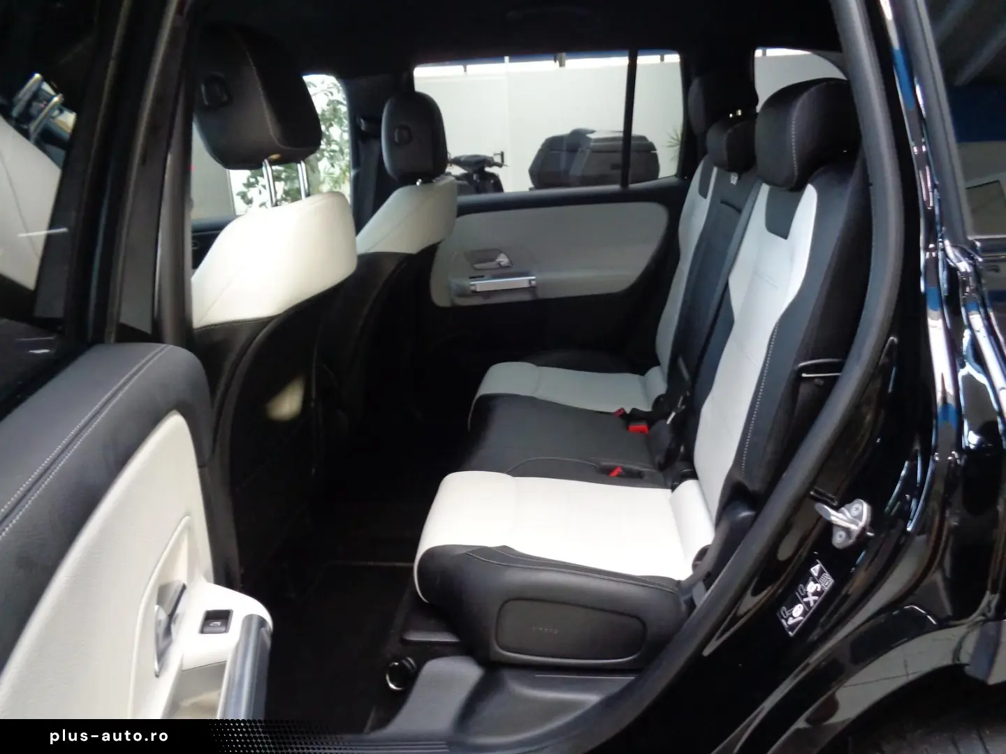 MERCEDES-BENZ GLB 200 d.AMG-LINE SHZ MBUX KAMERA Night 20