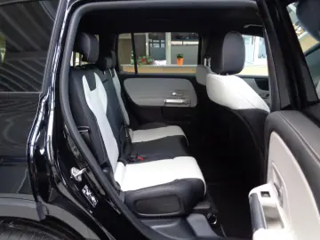 MERCEDES-BENZ GLB 200 d.AMG-LINE SHZ MBUX KAMERA Night 20