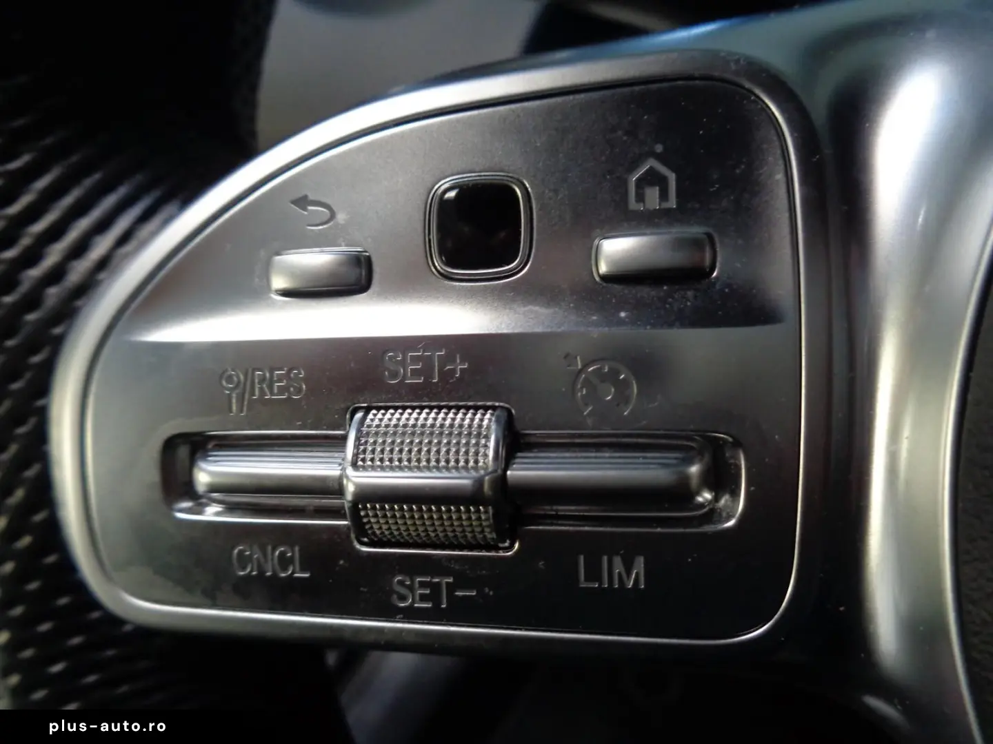 MERCEDES-BENZ GLB 200 d.AMG-LINE SHZ MBUX KAMERA Night 20