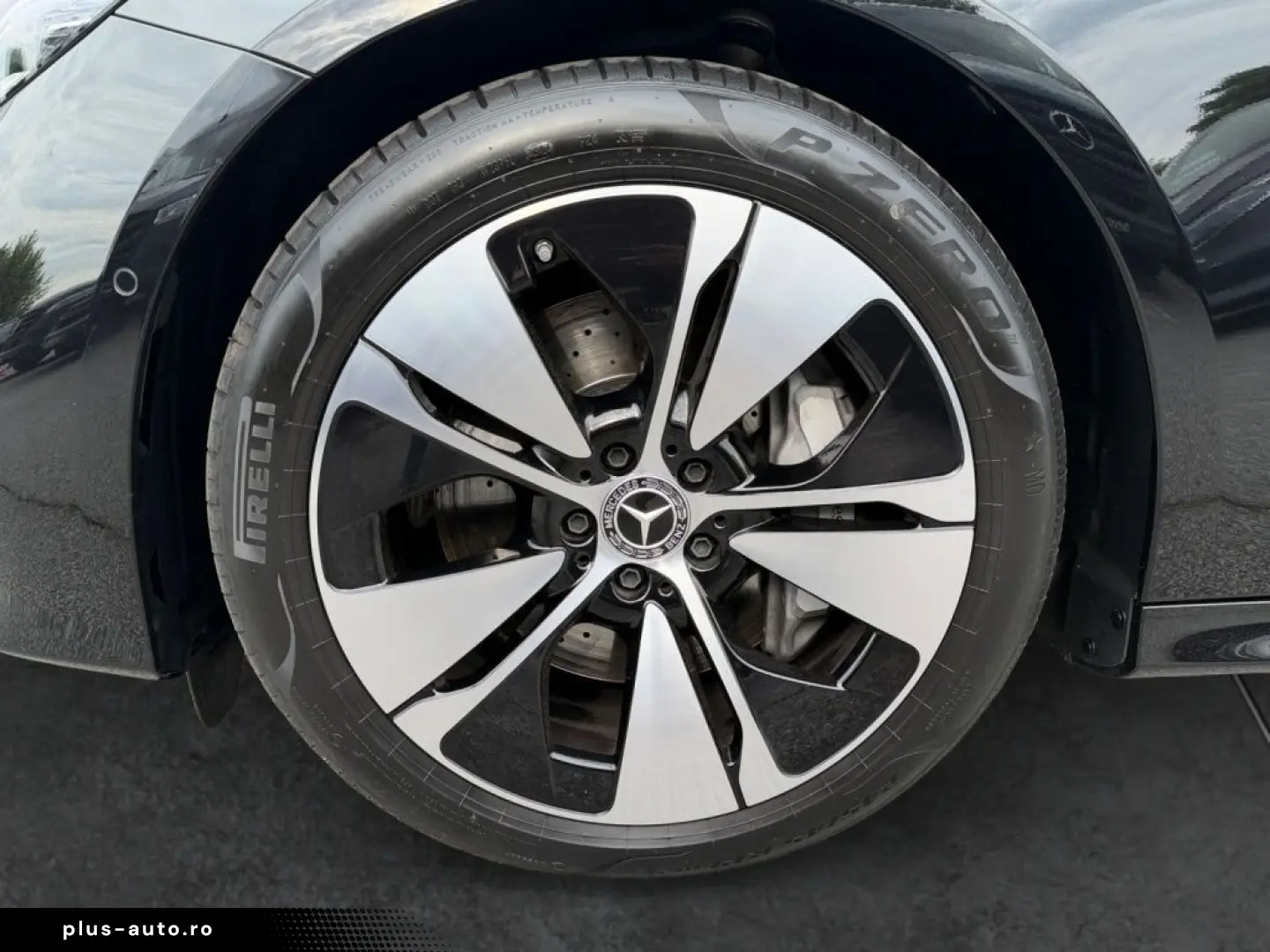 MERCEDES-BENZ E 450 d 4M Limousine BURM4D MBUX DISTR 360