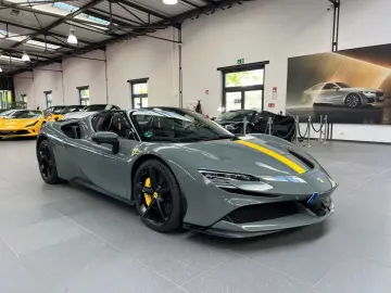 FERRARI SF90 Spider Assetto Fiorano Paket 2025