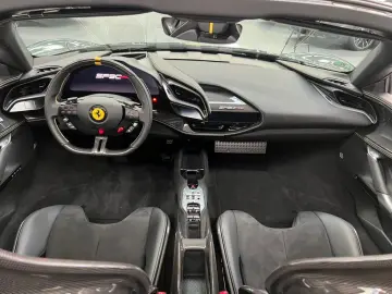 FERRARI SF90 Spider Assetto Fiorano Paket 2025