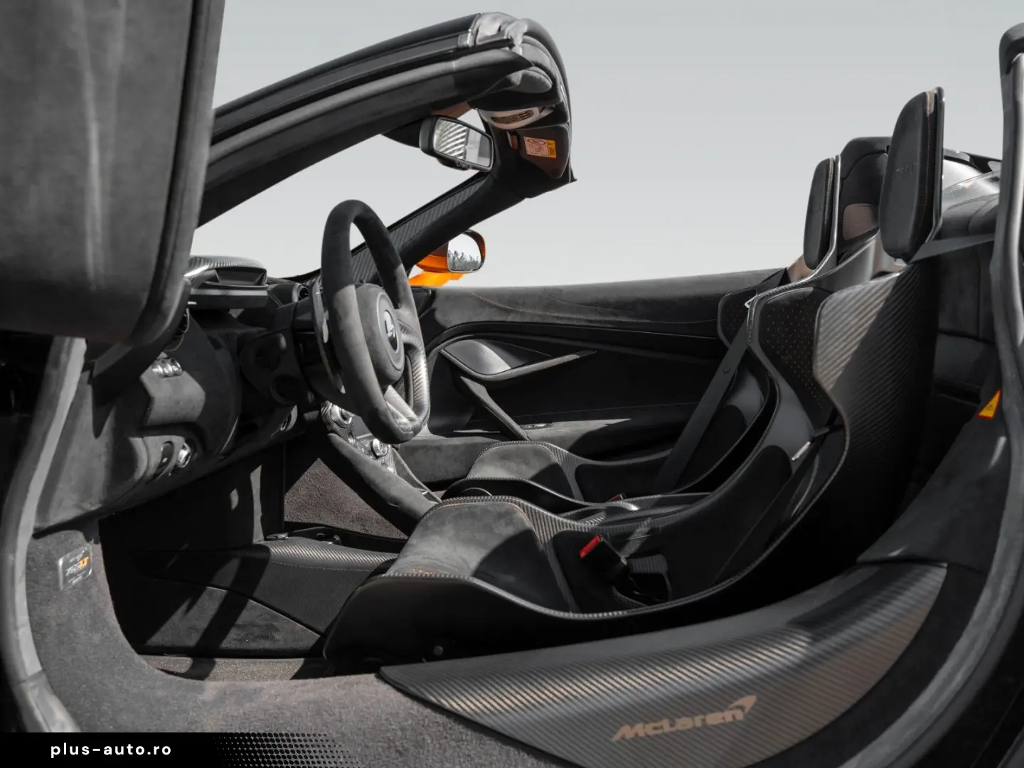 MCLAREN 765LT Spider   Carbon Exterior   Racing Seats
