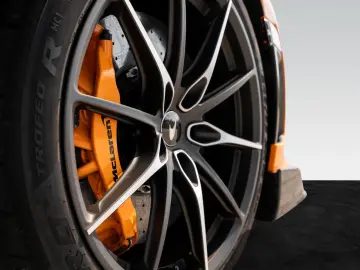 MCLAREN 765LT Spider   Carbon Exterior   Racing Seats