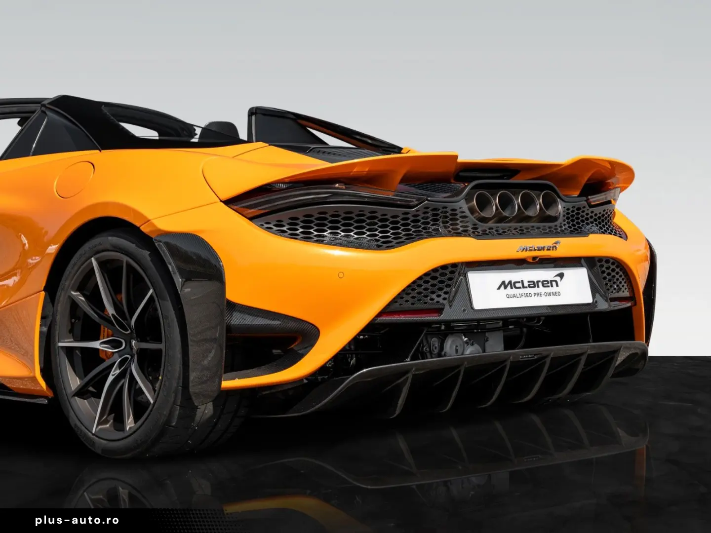 MCLAREN 765LT Spider   Carbon Exterior   Racing Seats