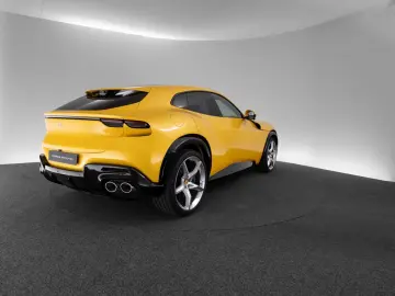 FERRARI Purosangue