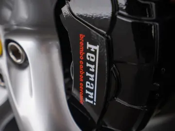 FERRARI Purosangue