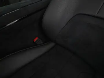 FERRARI Purosangue