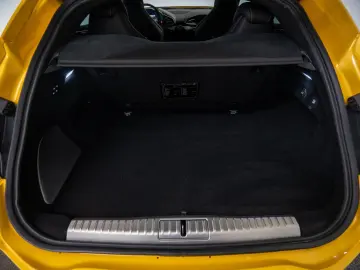 FERRARI Purosangue