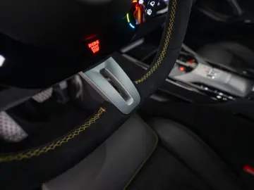 FERRARI Purosangue
