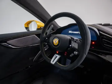 FERRARI Purosangue