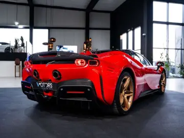 FERRARI SF90 Spider 4.0 V8 PHEV - Asseto Fiorano Pack -