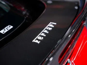 FERRARI SF90 Spider 4.0 V8 PHEV - Asseto Fiorano Pack -
