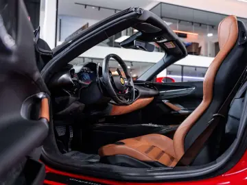 FERRARI SF90 Spider 4.0 V8 PHEV - Asseto Fiorano Pack -