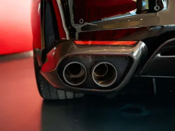 FERRARI 812 GTS Atelier Carbon-Exterior Racing-Sitze