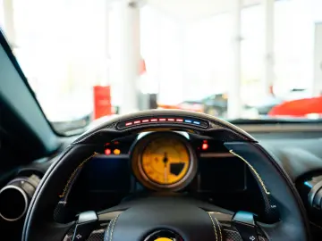 FERRARI 812 GTS Atelier Carbon-Exterior Racing-Sitze