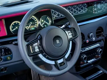 ROLLS ROYCE Phantom  PROVENANCE