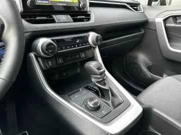 TOYOTA RAV 4 2.5 Hybrid CVT 4x4 Active Navi LED