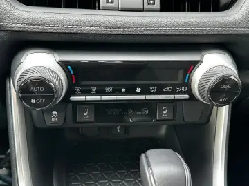 TOYOTA RAV 4 2.5 Hybrid CVT 4x4 Active Navi LED