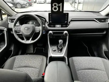 TOYOTA RAV 4 2.5 Hybrid CVT 4x4 Active Navi LED