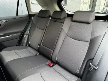 TOYOTA RAV 4 2.5 Hybrid CVT 4x4 Active Navi LED
