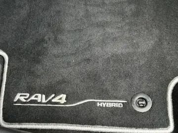 TOYOTA RAV 4 2.5 Hybrid CVT 4x4 Active Navi LED