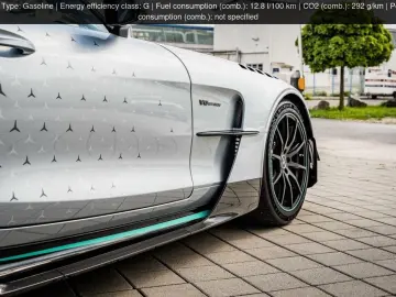 MERCEDES-BENZ AMG GT Black Series P ONE EDITION 1 OF 275