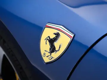 FERRARI SF90 Spider Assetto Fiorano  Ferrari Frankfurt