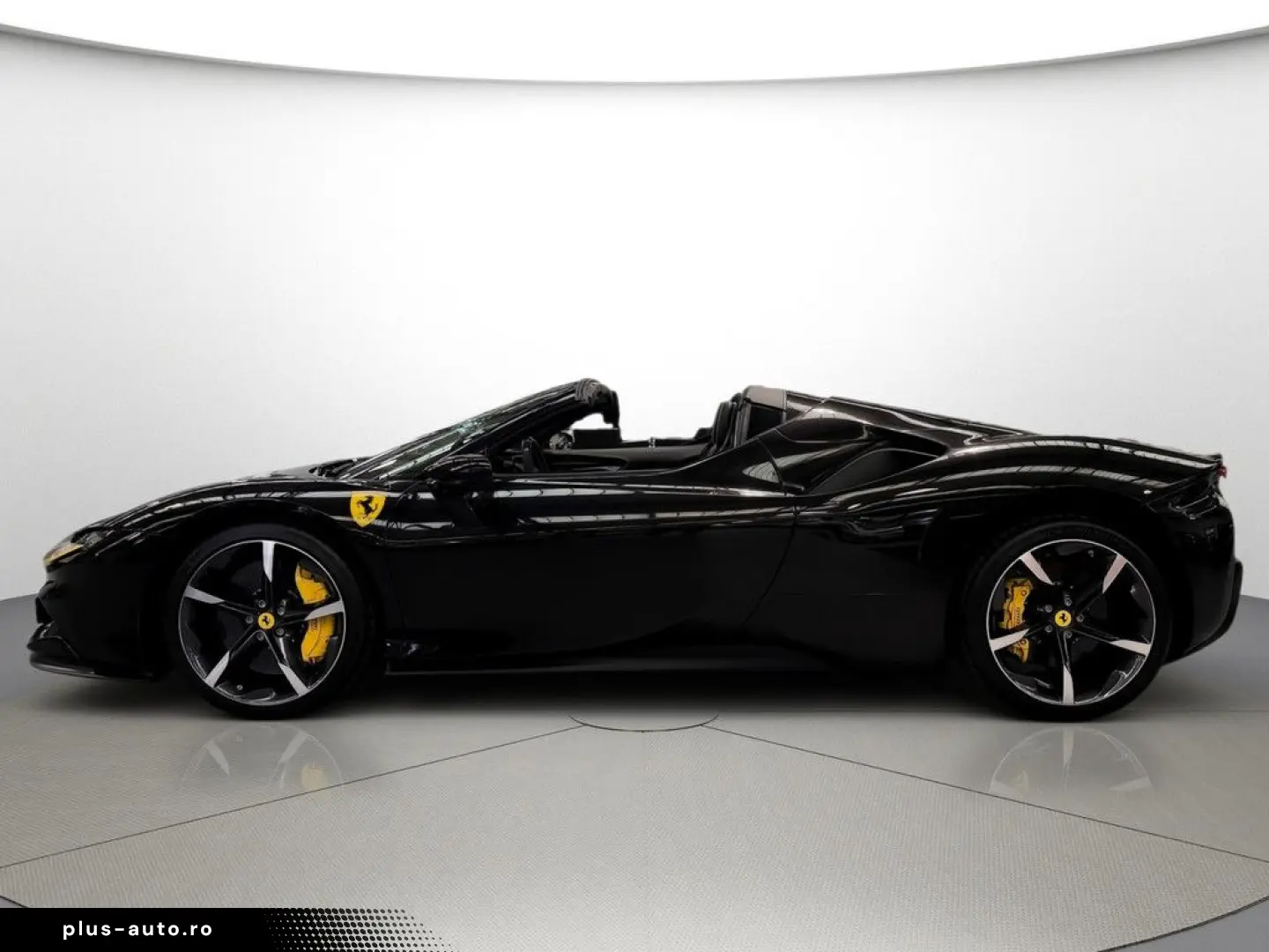 FERRARI SF90 Spider