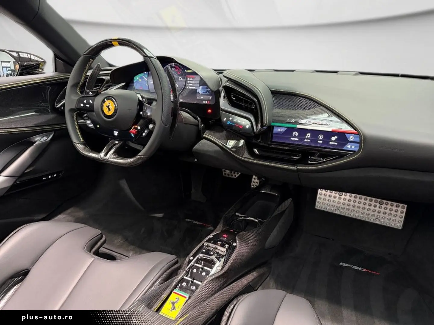 FERRARI SF90 Spider