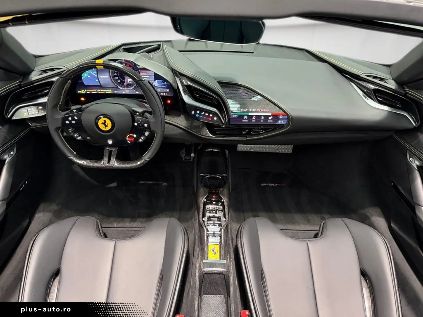 FERRARI SF90 Spider