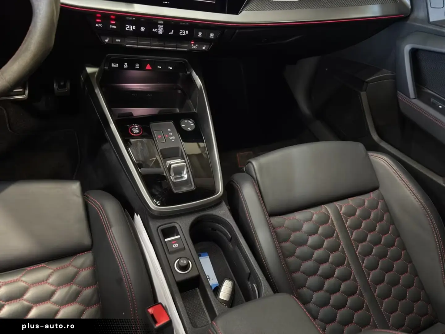 Audi RS 3 2.5 TFSI quattro Matrix