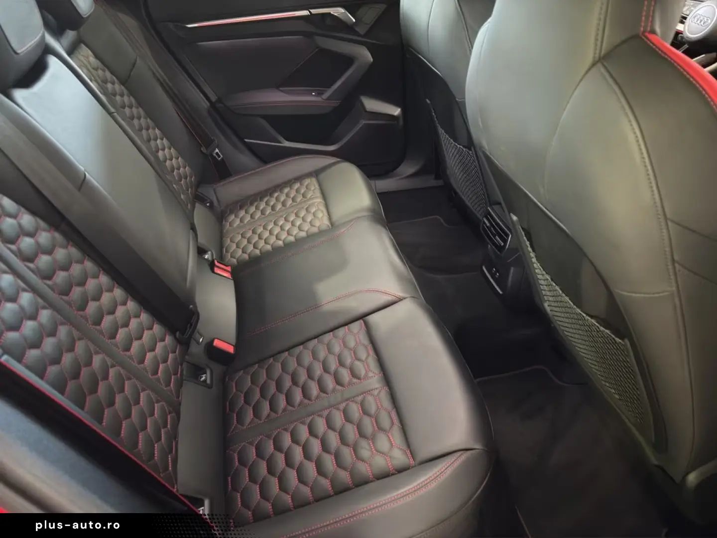 Audi RS 3 2.5 TFSI quattro Matrix