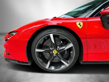 FERRARI SF90 Spider   10x Carbon   Lift   Racing Seat