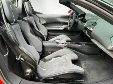 FERRARI SF90 Spider   10x Carbon   Lift   Racing Seat