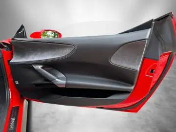 FERRARI SF90 Spider   10x Carbon   Lift   Racing Seat