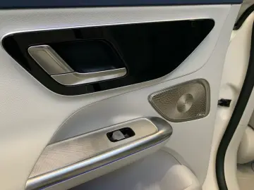 Mercedes-Benz EQE AMG EQE 43 4M NIGHT MEMO HUD