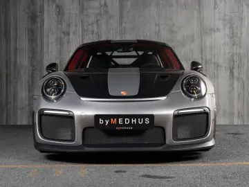 PORSCHE 911 GT2 RS Weissach pakke
