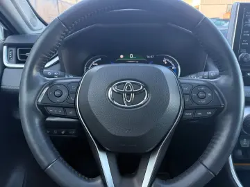 TOYOTA RAV 4 2.5 4x2 Hybrid Lounge