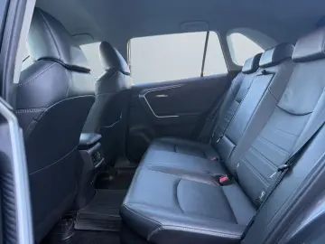 TOYOTA RAV 4 2.5 4x2 Hybrid Lounge