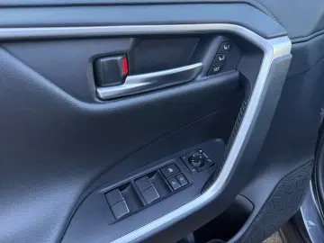 TOYOTA RAV 4 2.5 4x2 Hybrid Lounge