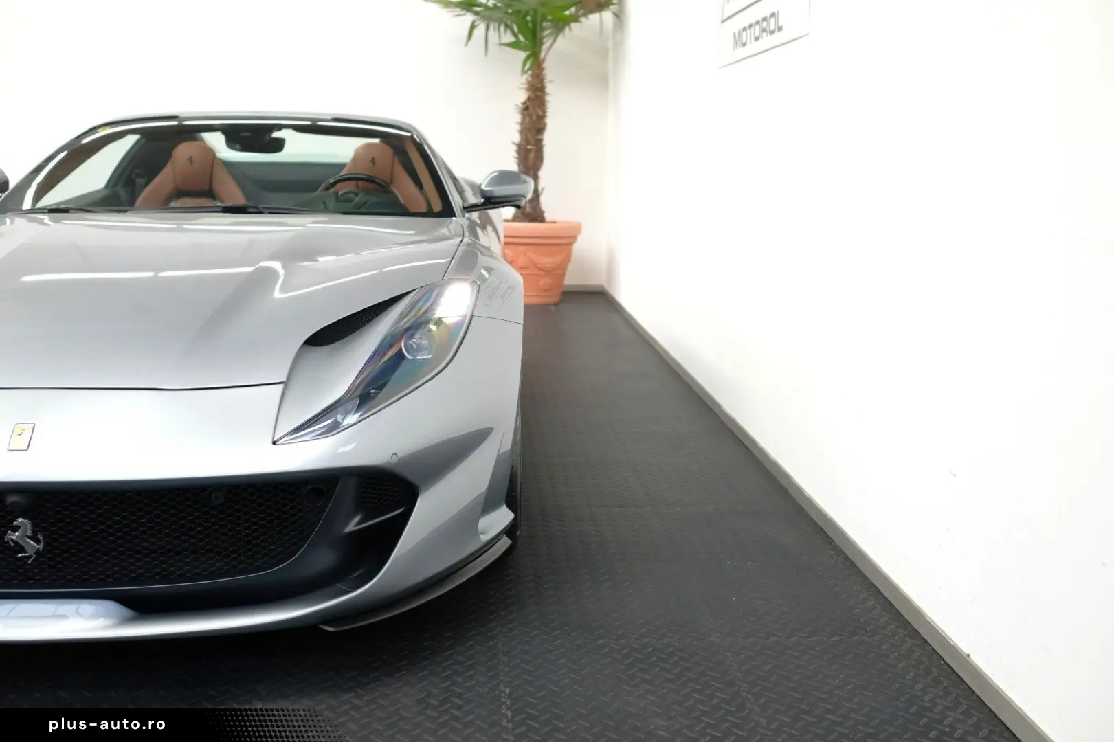 FERRARI 812 GTS CARBON LIFT JBL SURROUND VIEW ALCANTARA