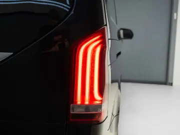 Mercedes-Benz V 300 d ExtraLang Avantgarde – 2023