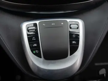 Mercedes-Benz V 300 d ExtraLang Avantgarde – 2023
