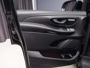 Mercedes-Benz V 300 d ExtraLang Avantgarde – 2023